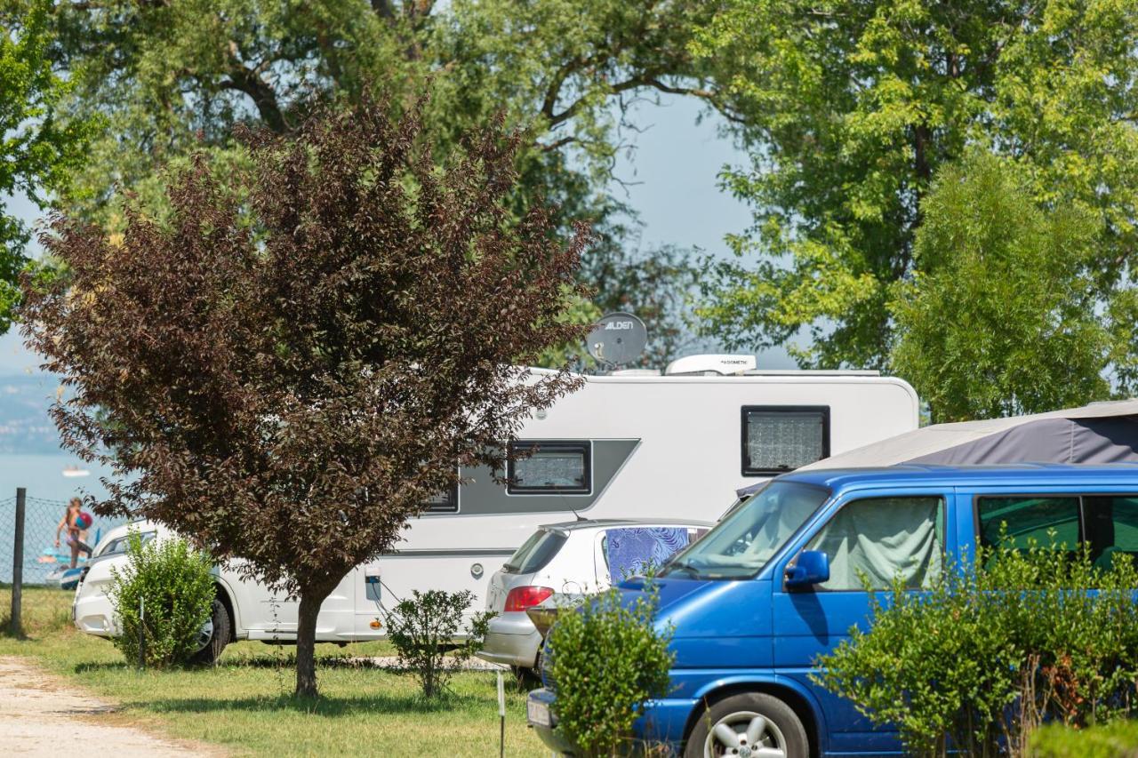 Hotel Aranypart Camping Siófok Exterior foto